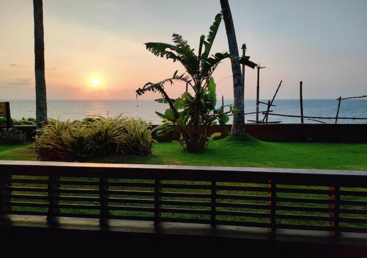Clafouti Beach Resort - A Seafacing Resort Varkala Exterior foto