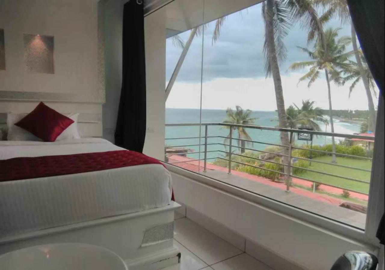 Clafouti Beach Resort - A Seafacing Resort Varkala Exterior foto