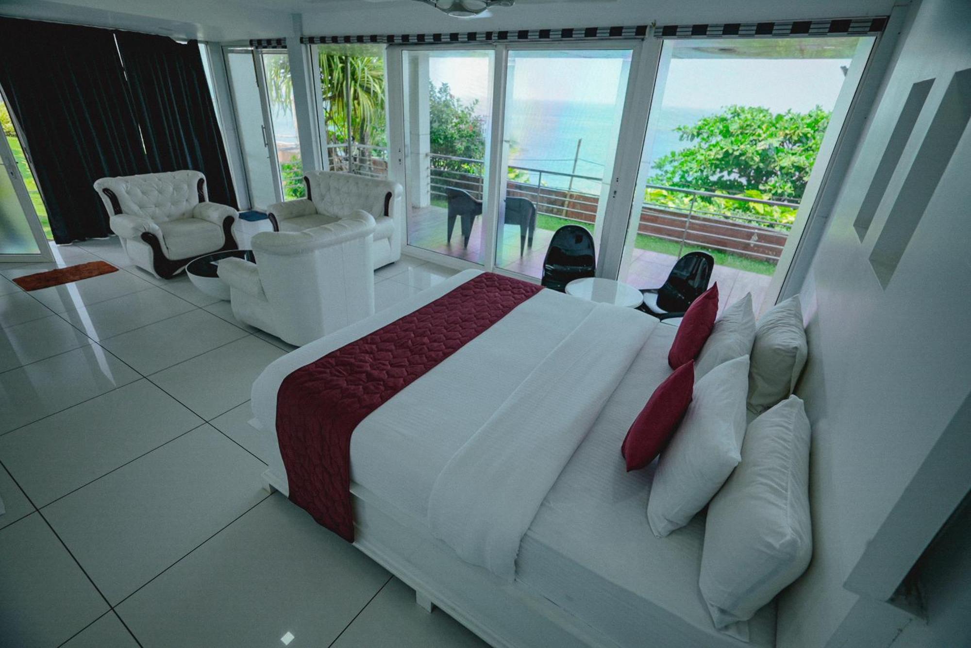 Clafouti Beach Resort - A Seafacing Resort Varkala Exterior foto