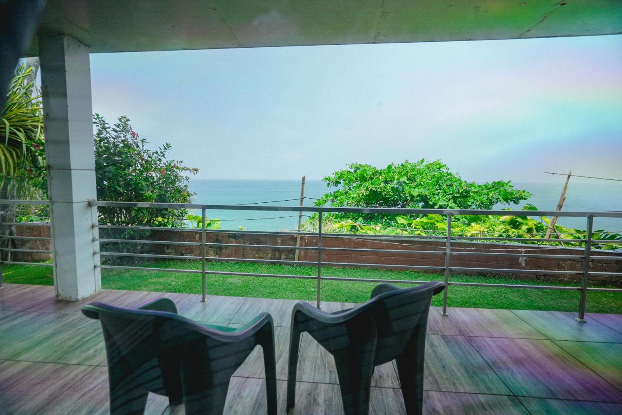 Clafouti Beach Resort - A Seafacing Resort Varkala Exterior foto