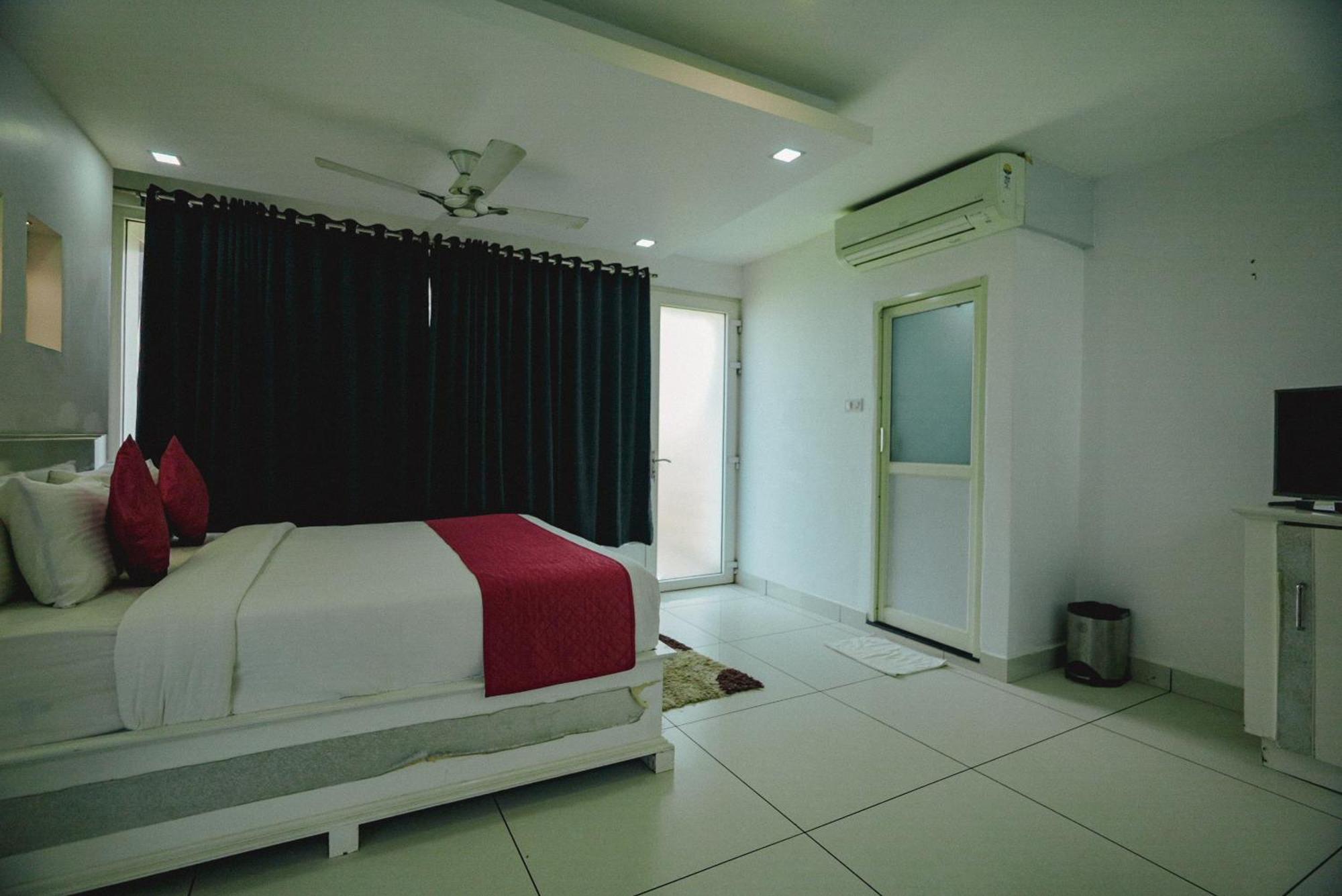 Clafouti Beach Resort - A Seafacing Resort Varkala Exterior foto