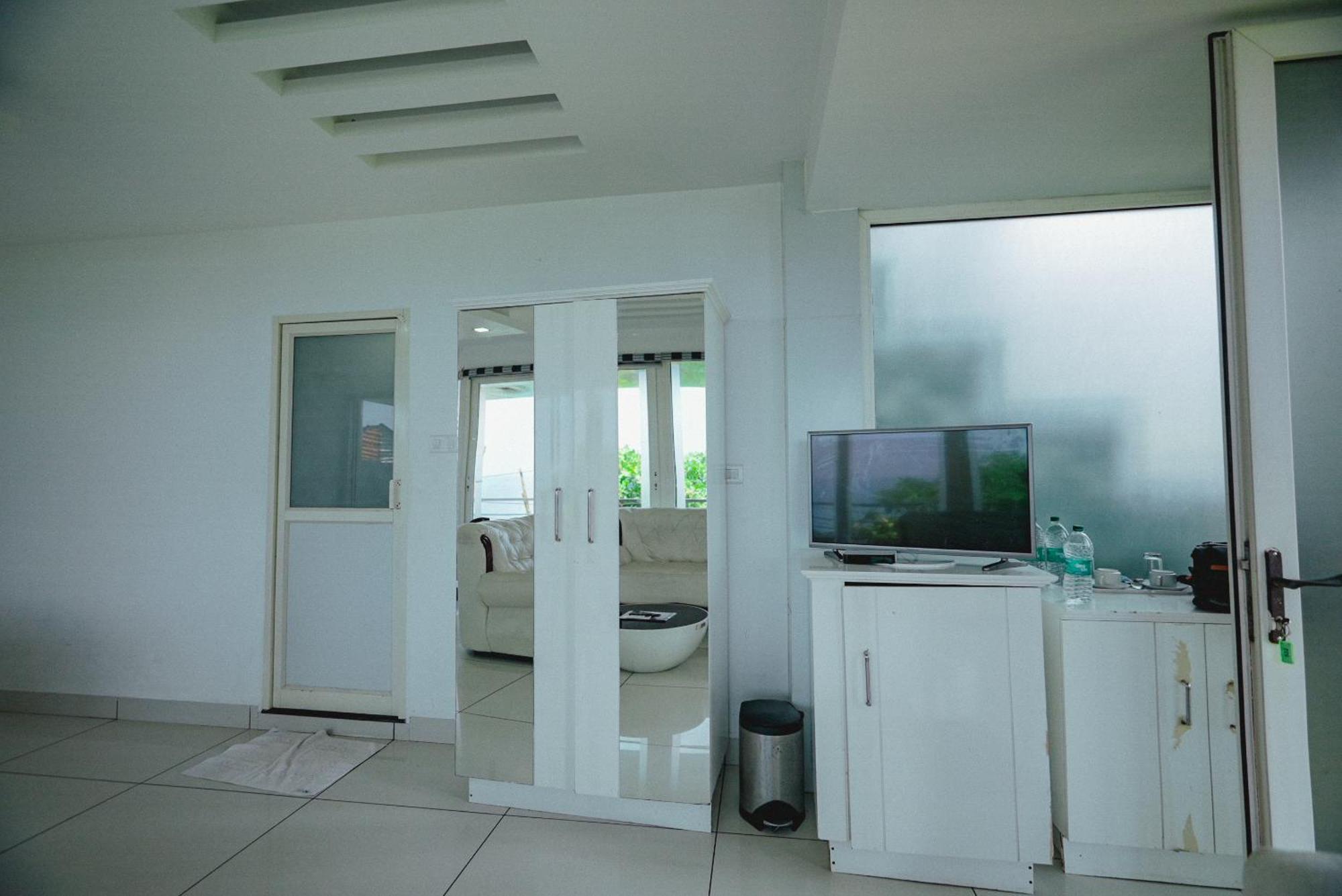 Clafouti Beach Resort - A Seafacing Resort Varkala Exterior foto